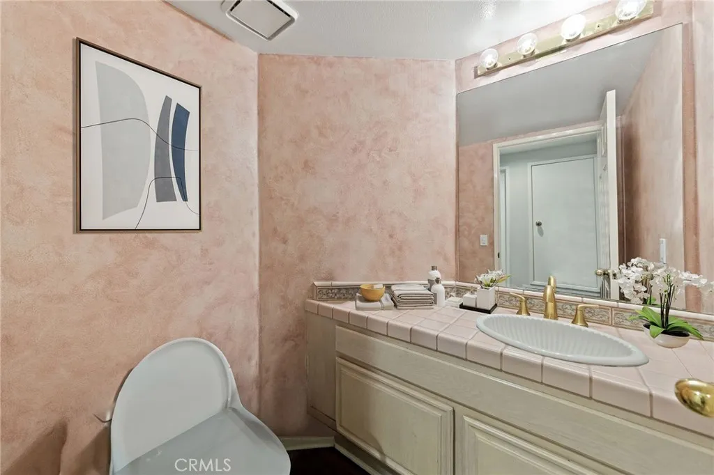 Additional image 9 of 20950 Oxnard Street Unit 54, Woodland Hills, CA 91367