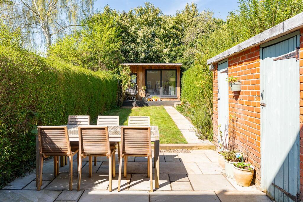 Additional image 22 of Handside Lane, Welwyn Garden City