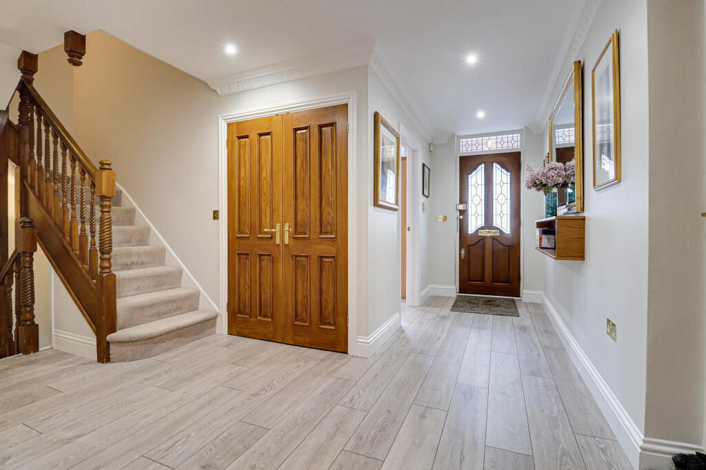 Additional image 8 of West Way, Harpenden, AL5