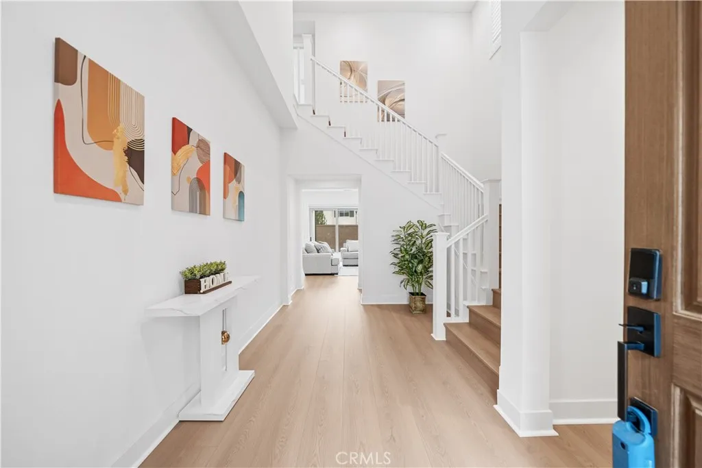 Additional image 3 of 118 Glydon, Irvine, CA 92618