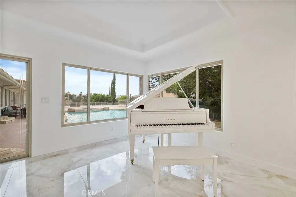 Additional image 11 of 4651 Ellenita Ave., Tarzana, CA 91356