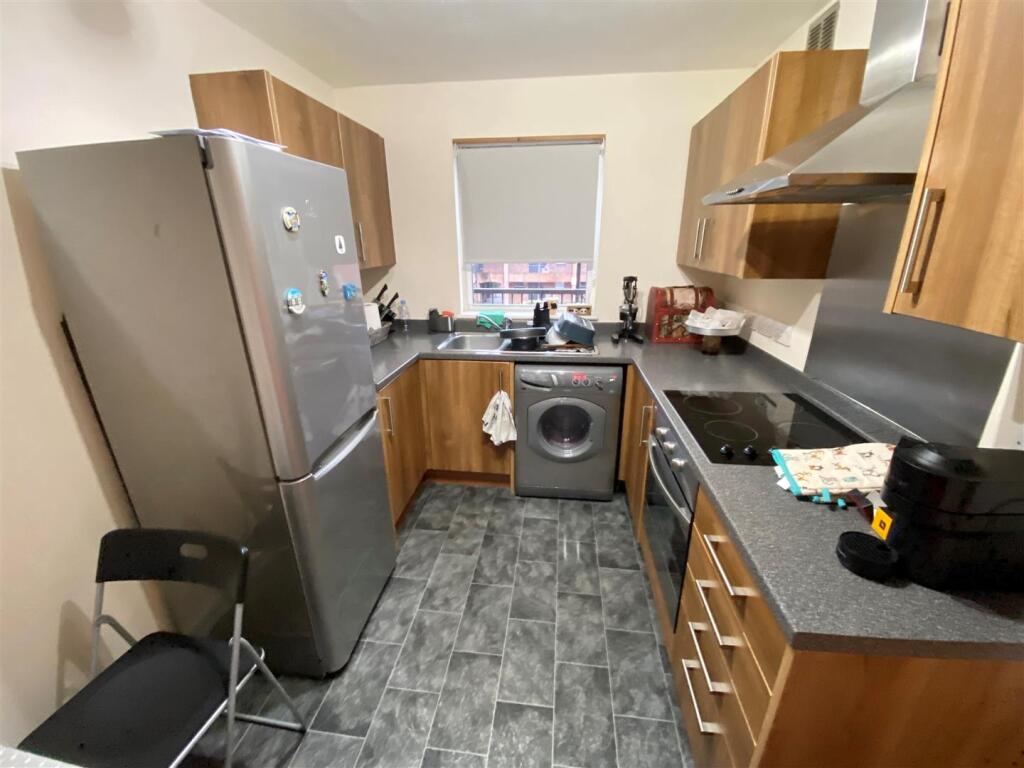 Additional image 4 of Woods Avenue, Hatfield