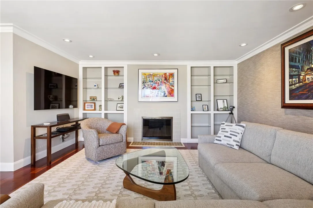 Additional image 62 of 373 Lombard St, San Francisco, CA 94133