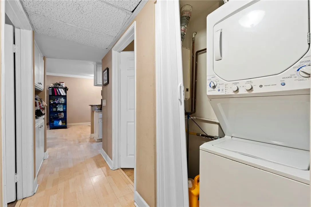 Additional image 36 of 7035 Woodley Unit 205, Van Nuys, CA 91406