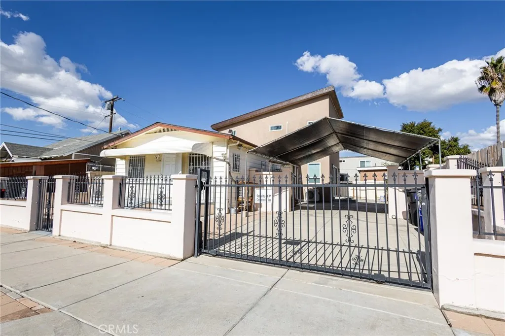 Additional image 23 of 4284 Dwight St, San Diego, CA 92105