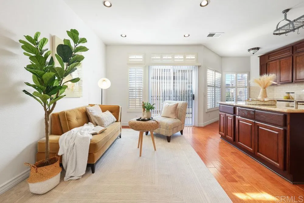 Additional image 53 of 7125 Calabria Court Unit D, San Diego, CA 92122