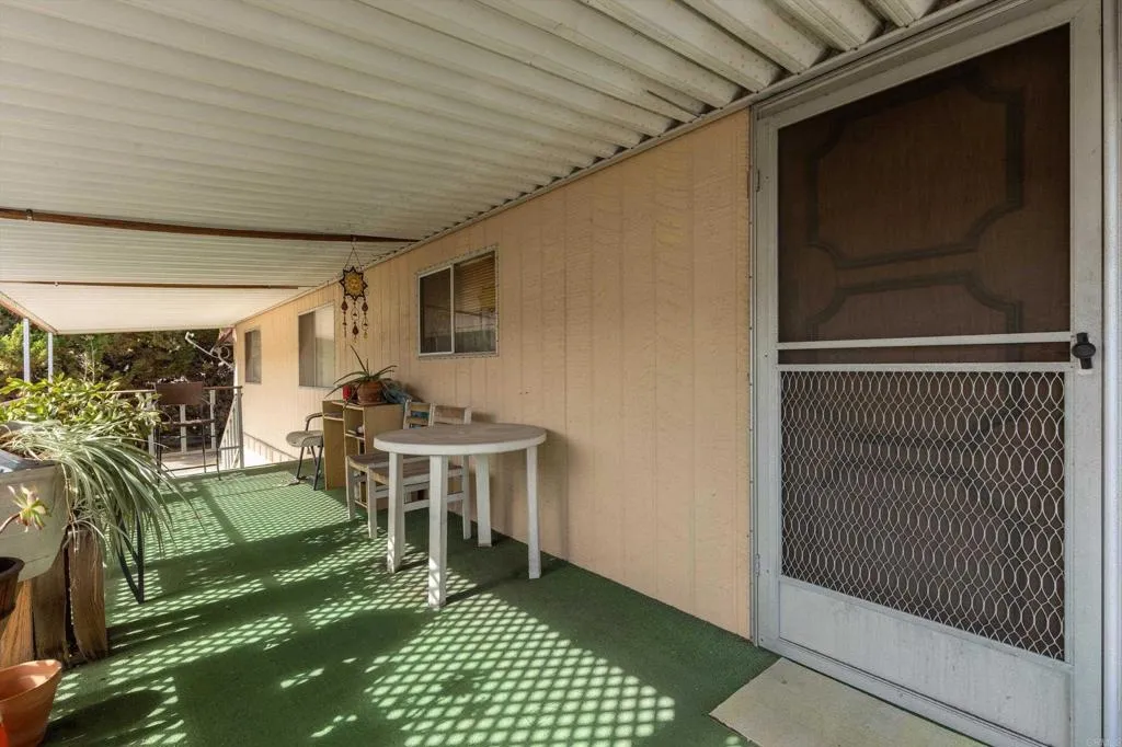 Additional image 6 of 1010 E Bobier Drive Unit 118, Vista, CA 92084