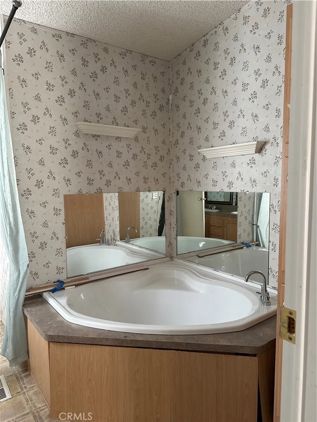 Additional image 17 of 20843 Waalew Road Unit C83, Apple Valley, CA 92307