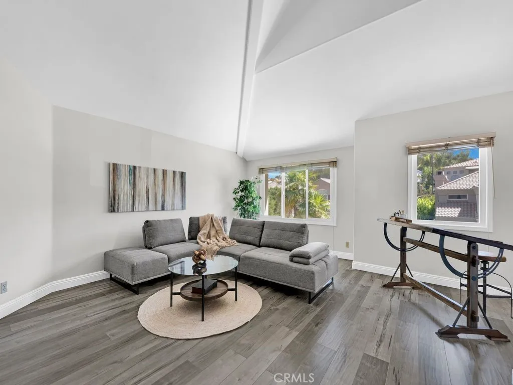 Additional image 14 of 23123 Park Terra, Calabasas, CA 91302