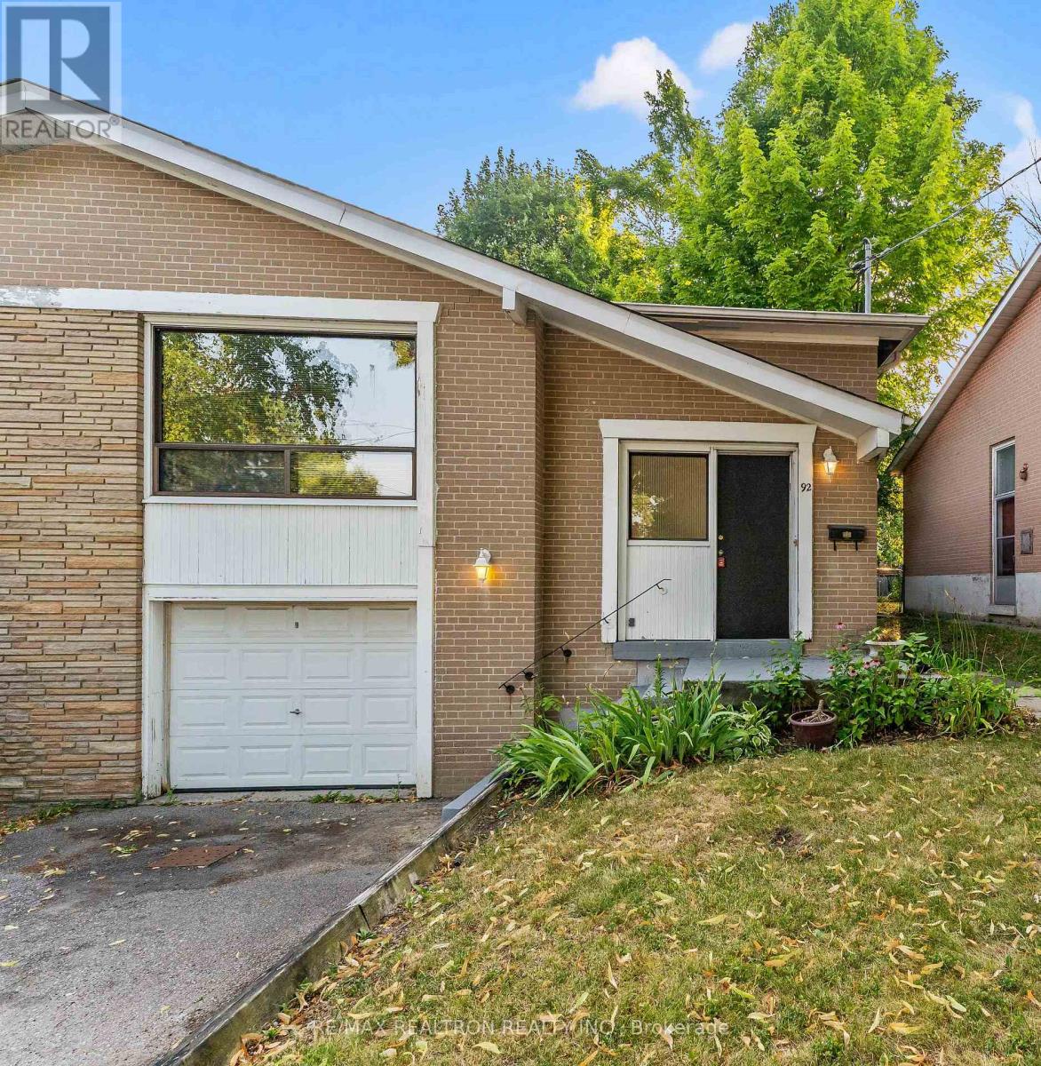 Property image for 92 ELISE TERRACE|Toronto (Newtonbrook West), Ontario M2R2X1