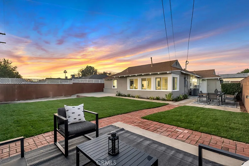 Additional image 27 of 17452 Cantlay Street, Lake Balboa, CA 91406