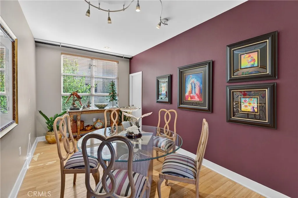 Additional image 56 of 906 E Civic Center Dr, Santa Ana, CA 92701