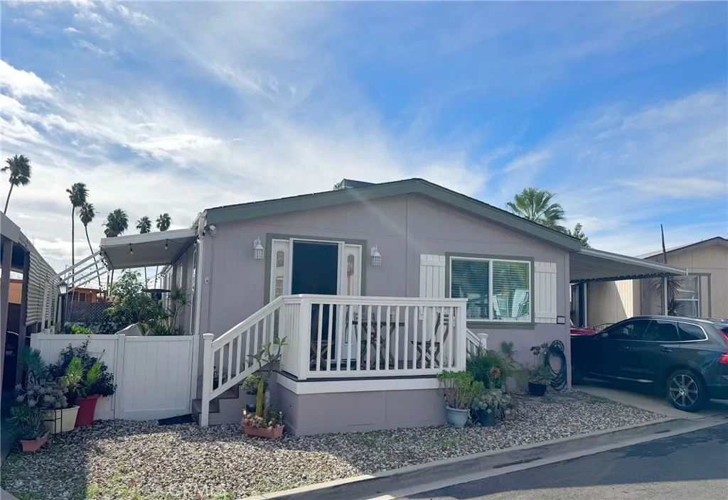 2755 Arrow Highway Unit 52, La Verne, CA 91750