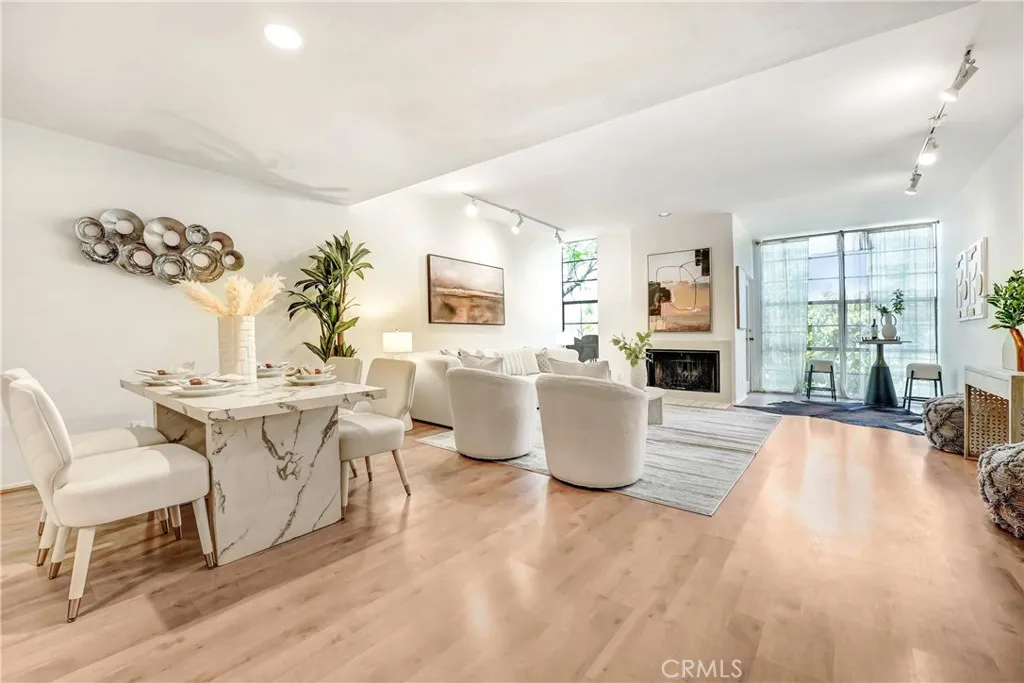 Additional image 4 of 3884 Fredonia Drive Unit F, Los Angeles, CA 90068