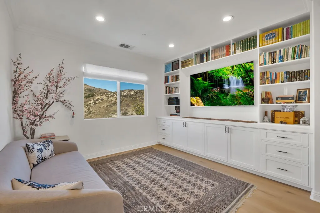 Additional image 102 of 12356 Longacre, Granada Hills, CA 91344