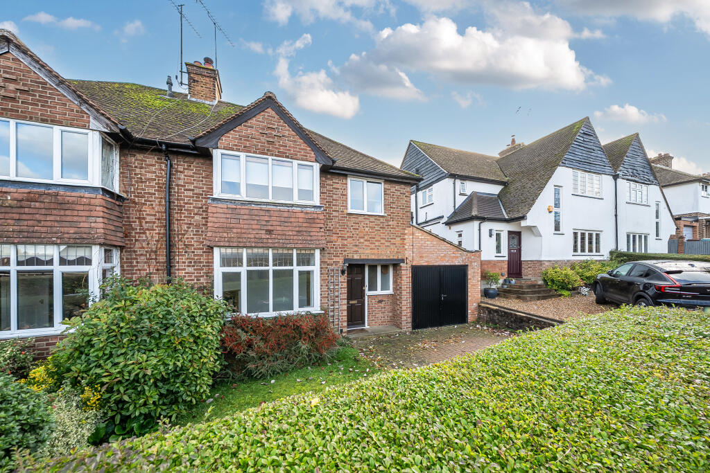 Additional image 15 of The Close, Harpenden, AL5