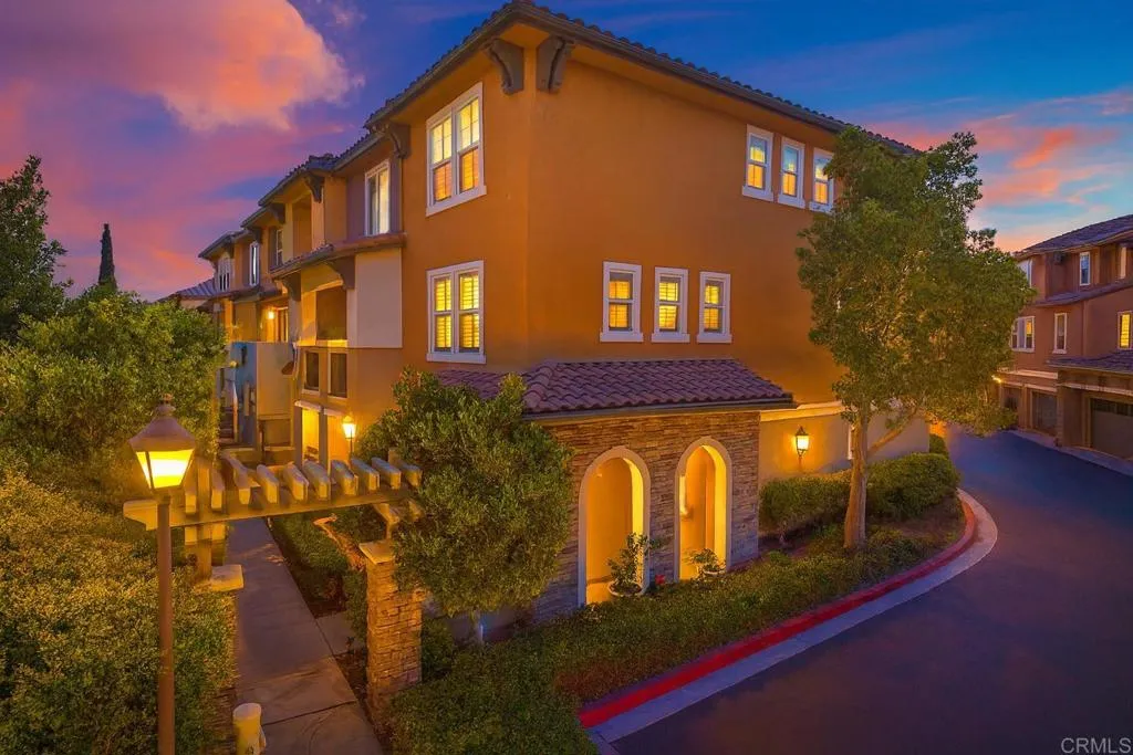 Additional image 2 of 34 Via Sovana, Santee, CA 92071