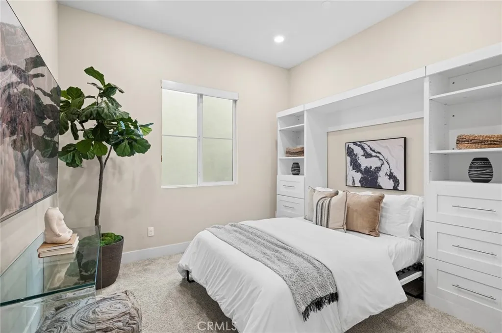 Additional image 17 of 114 Source, Irvine, CA 92618