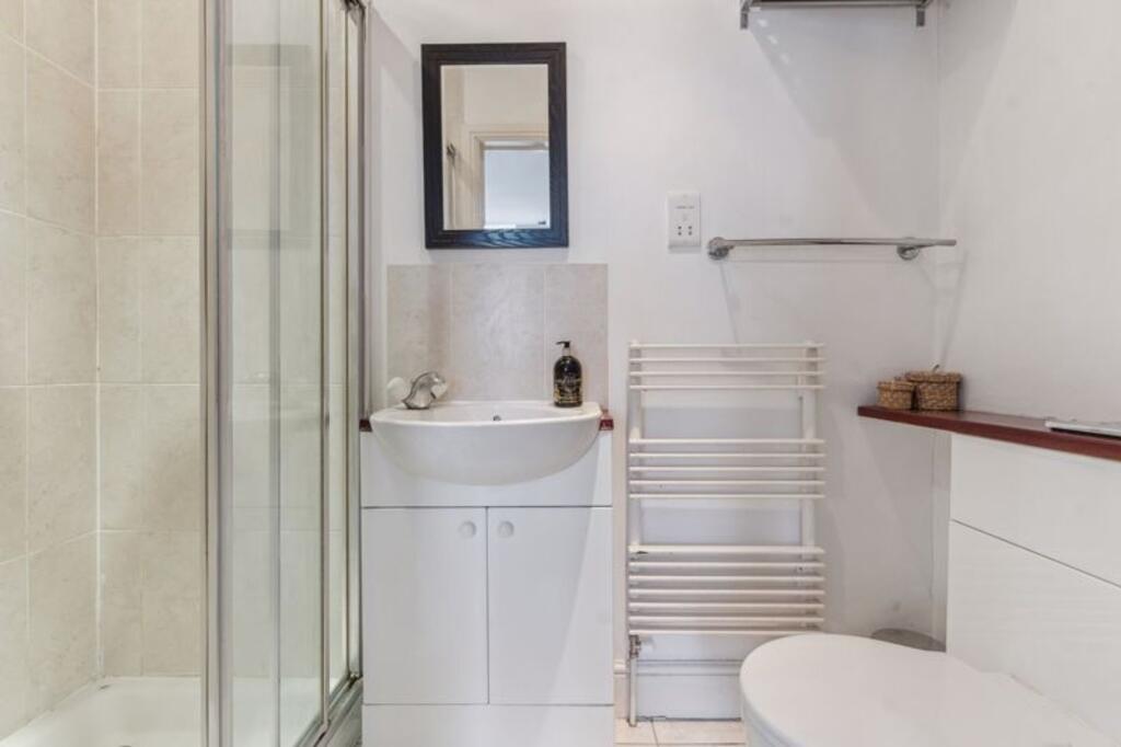 Additional image 11 of Old Watling Street, Flamstead, AL3