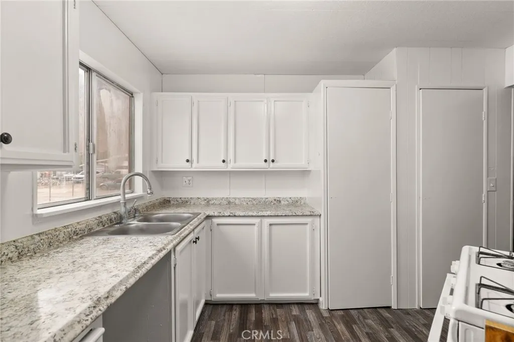 Additional image 47 of 52102 Date Avenue, Cabazon, CA 92230