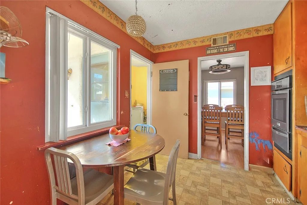 Additional image 25 of 909 W Flora Street, Ontario, CA 91762