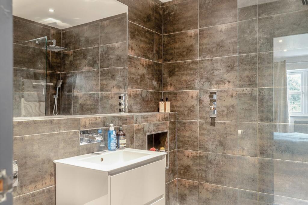 Additional image 14 of Harpenden Road, St. Albans, Hertfordshire