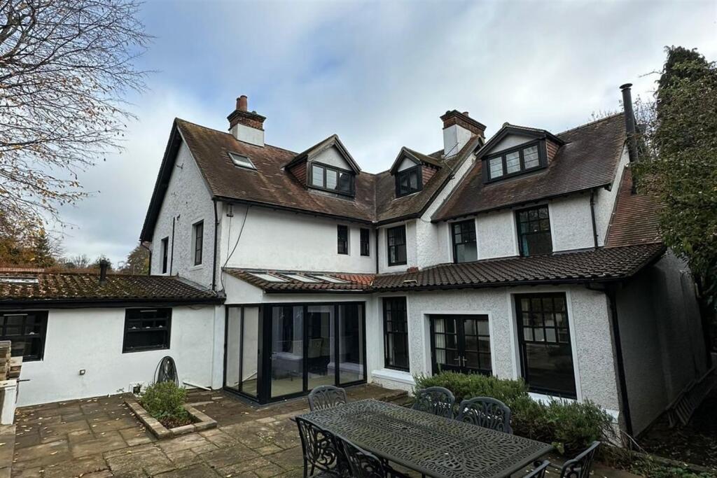 Additional image 19 of New Road, AL6