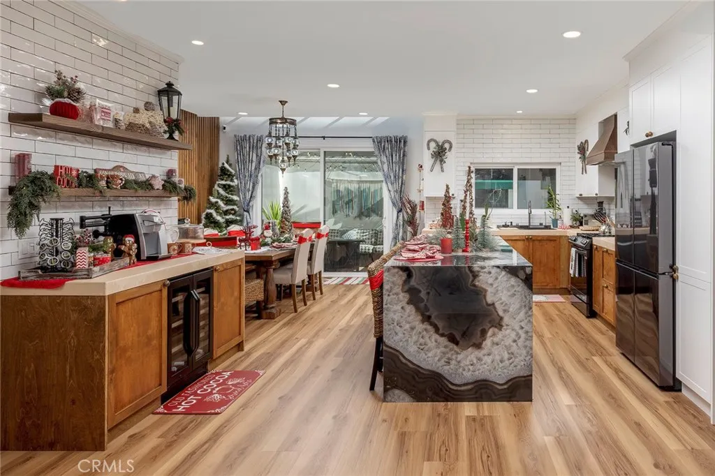 Additional image 37 of 7401 Seabluff Dr Unit 102, Huntington Beach, CA 92648