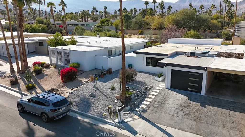 48201 Birdie Way Unit A, Palm Desert, CA 92260 photo 2