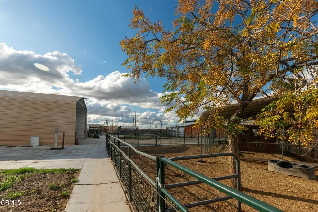 Additional image 49 of 102 Anna Lane, Bakersfield, CA 93308