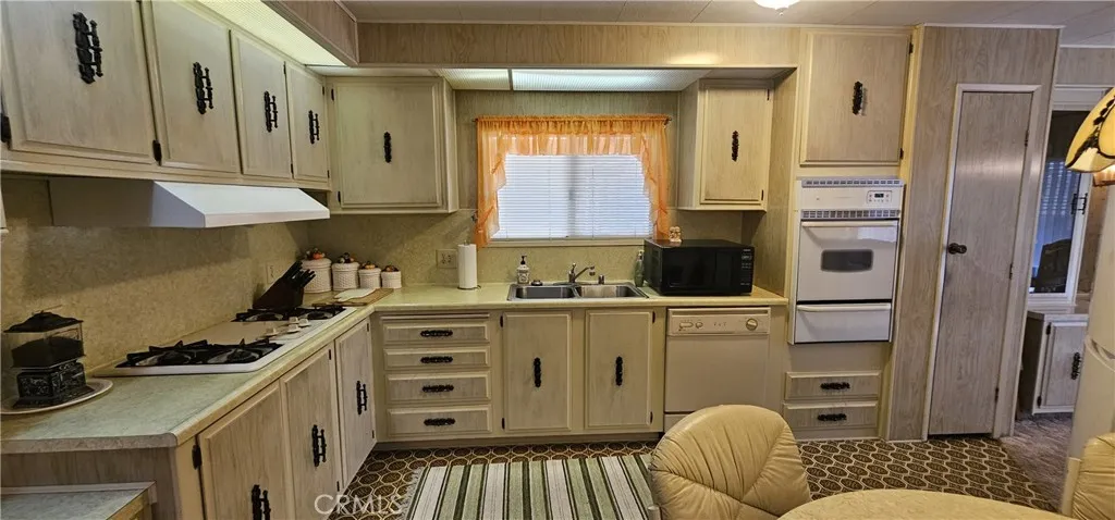 Additional image 23 of 626 N Dearborn Street Unit 197, Redlands, CA 92374