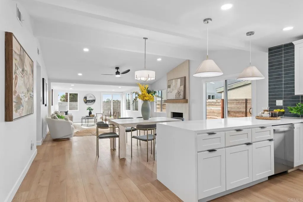 Additional image 4 of 2910 Amulet Street, San Diego, CA 92123