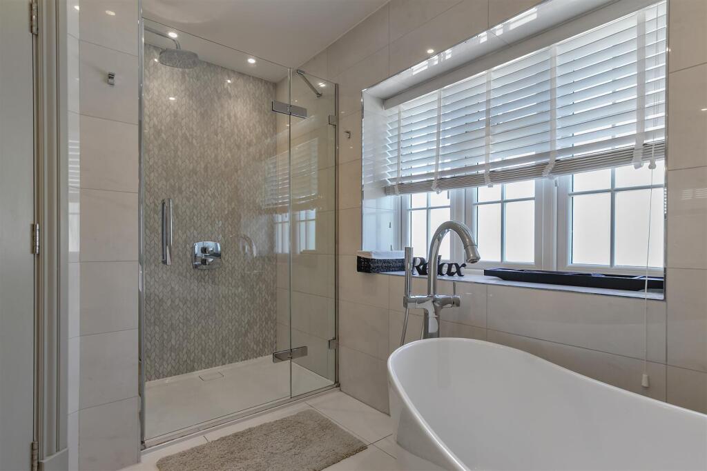 Additional image 22 of Bishops Road, Tewin, Welwyn