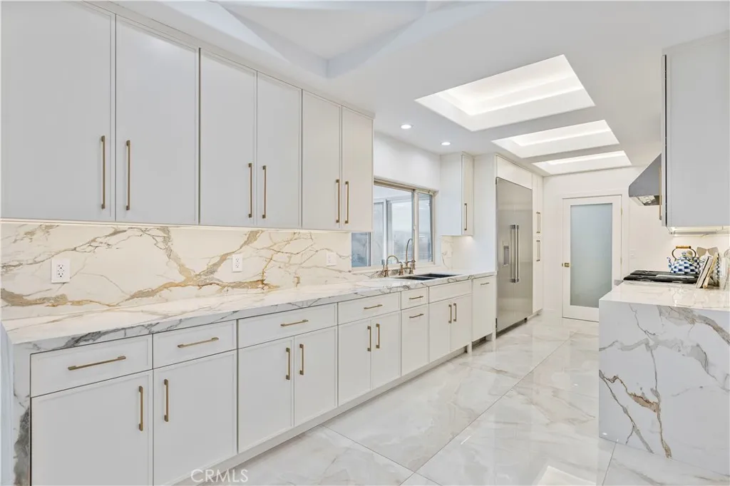 Additional image 12 of 4651 Ellenita Ave., Tarzana, CA 91356