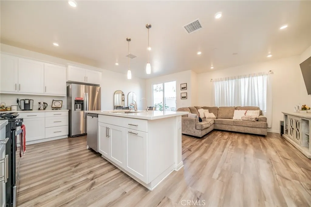 Additional image 66 of 214 Bonita Lane, Rialto, CA 92376