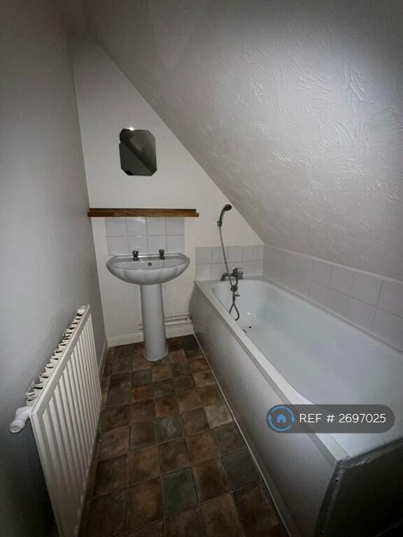 Additional image 3 of Radlett Road, Frogmore, St. Albans, AL2