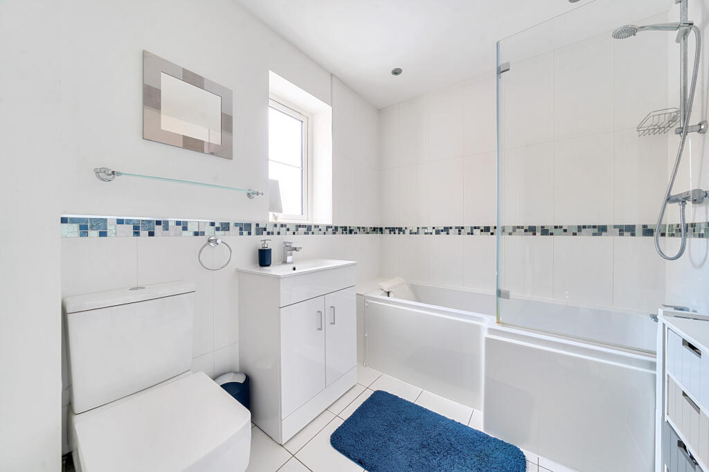 Additional image 5 of Old School Drive, St. Albans, AL4