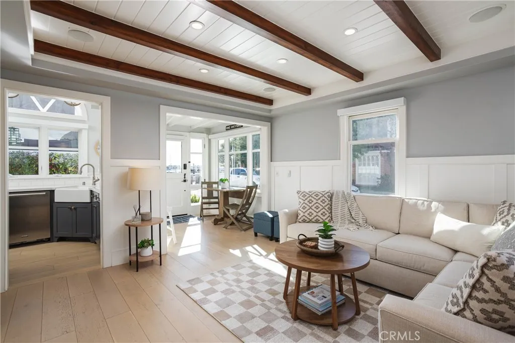 Additional image 4 of 104 Onyx Avenue, Newport Beach, CA 92662