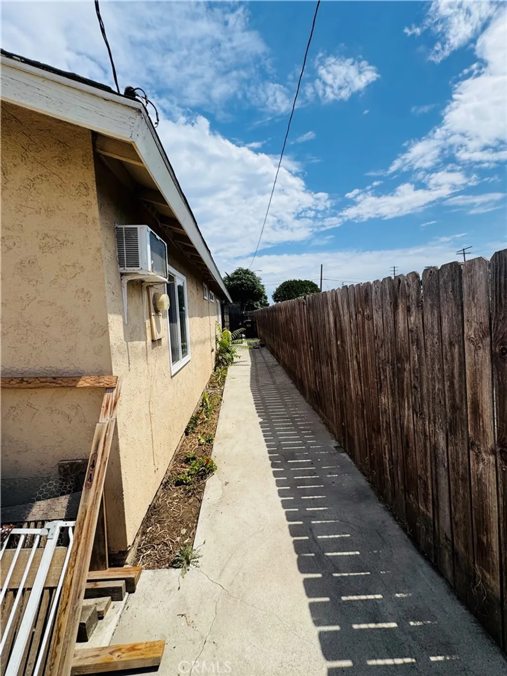 7411 Elsie St, Los Angeles, CA 90001