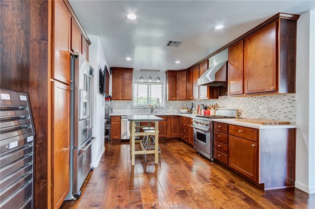 Additional image 83 of 5617 Glenford, Los Angeles, CA 90008