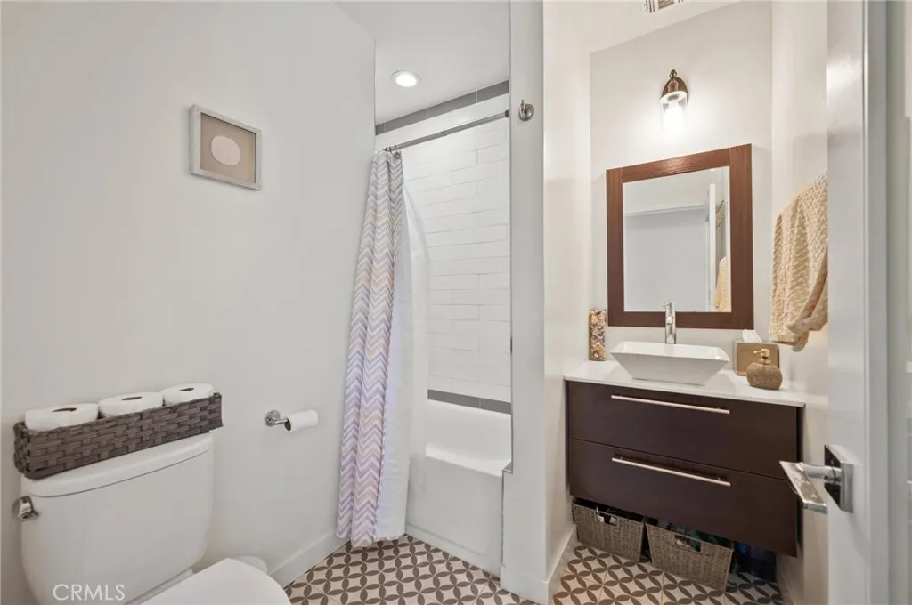 Additional image 56 of 17642 Calvert Street, Encino, CA 91316