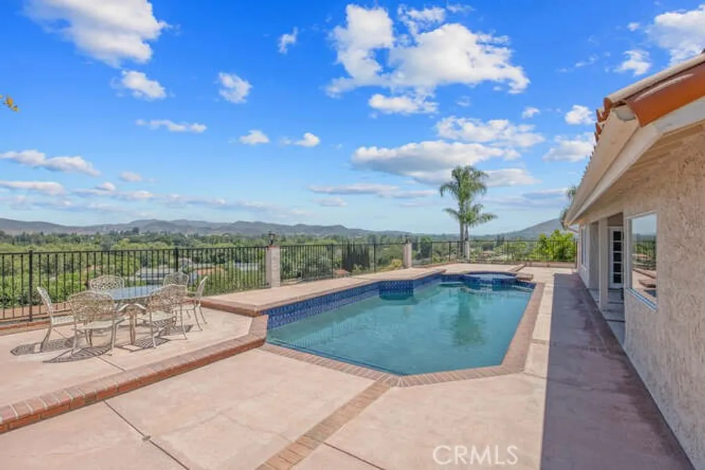 Additional image 12 of 2039 Channelford Road, Westlake Village, CA 91361