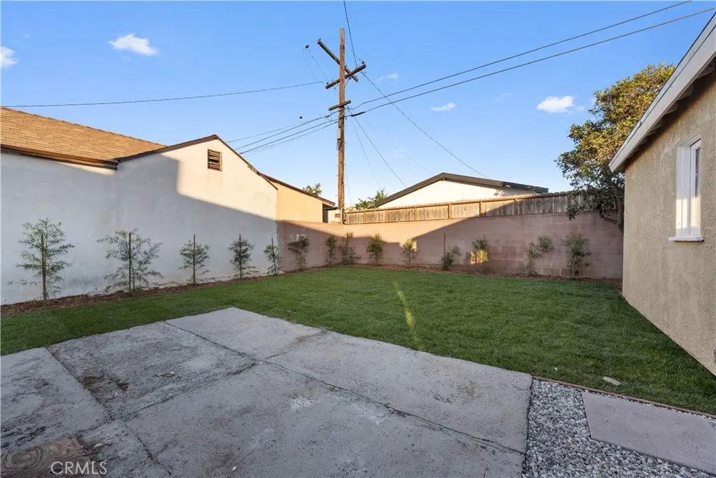 Additional image 59 of 2002 N Salinas Ave, Los Angeles, CA 90059