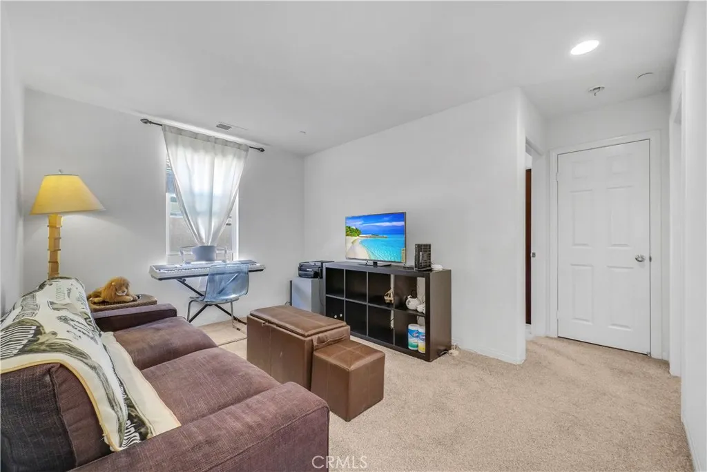 Additional image 19 of 7042 Logsdon Dr, Eastvale, CA 92880