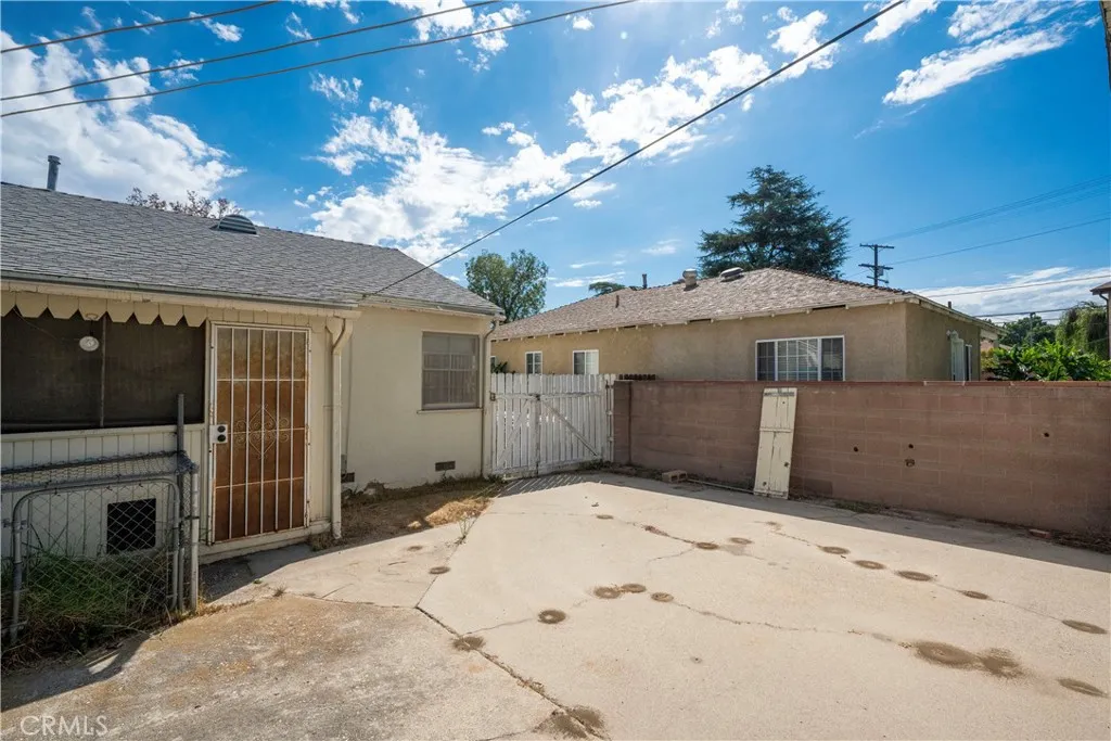 Primary image of 419 Stanford Rd, Burbank, CA 91504