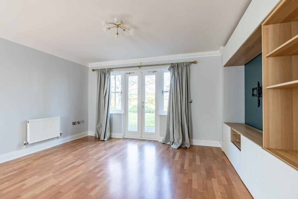 Additional image 2 of Lavender Crescent, St Albans, Herts, AL3