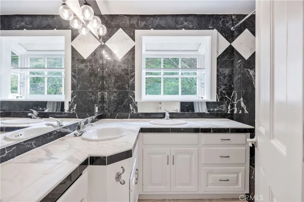 Additional image 51 of 1643 San Ysidro Drive, Beverly Hills, CA 90210