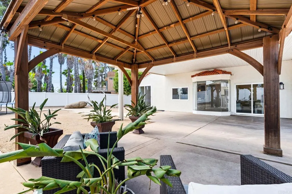 Additional image 75 of 1401 Corte Rapallo, Escondido, CA 92026