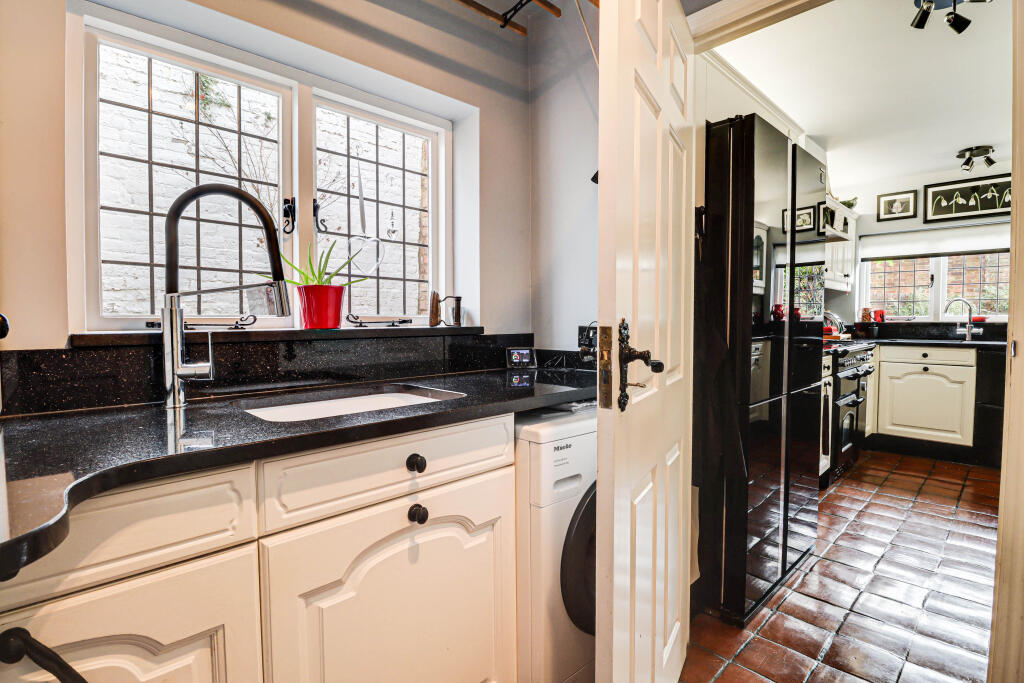 Additional image 25 of Fishpool Street, St. Albans, Hertfordshire, AL3