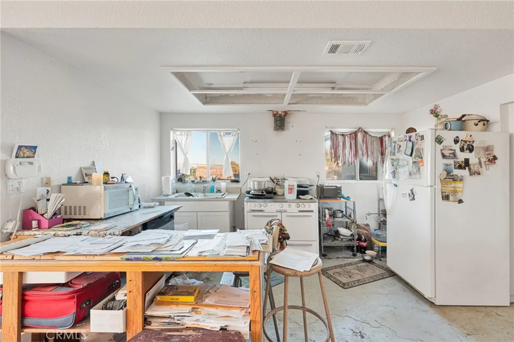 Additional image 41 of 25735 Santa Rosa Rd, Apple Valley, CA 92308